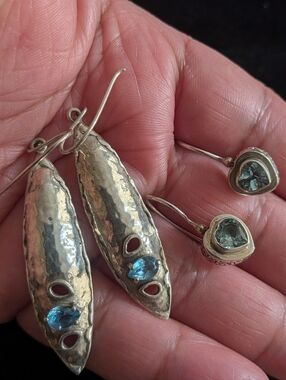 Sterling Silver 925 Blue Topaz Drop Earrings - Hearts And Leaf